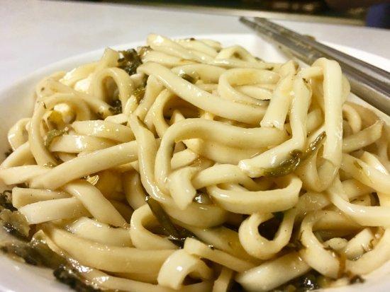 Wan Guo Sauerkraut Noodle